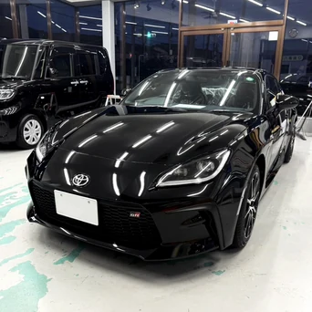 黒いトヨタ GR86のコーティング施工実績